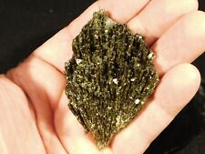 Very Rare Deep GREEN Epidote Crystal SPRAY Cluster Peru 80.1gr picture