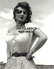 1955 SEXY SOPHIA LOREN FUN MISCHIEF 8X10 PHOTO PINUP CHEESECAKE BUSTY ACTRESS picture