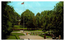 Postcard PARK SCENE State Of Kentucky KY 6/7 AT0194 picture