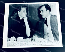 RITA HAYWORTH with Husband Aly Khan Wire Press Photo picture