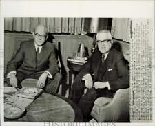 1963 Press Photo John Gordon and Frederic Donner pose after news conference. picture