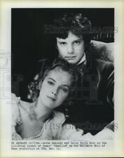 1984 Press Photo Colin Firth, with his co-actor, Greta Scacchi, in 
