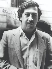 PABLO ESCOBAR SIGNED PHOTO 8.5X11 WANTED POSTER SE BUSCA DRUG CARTEL REPRINT picture