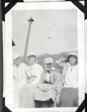 VINTAGE PHOTOGRAPH 1918-20 GIRLS HAT/DRESS FASHION CHADRON NEBRASKA OLD PHOTO picture