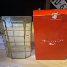 VTG. 3 SHELF GLASS & BRASS FOOTED HINGED DISPLAY CURIO BOX TABLE MODEL picture