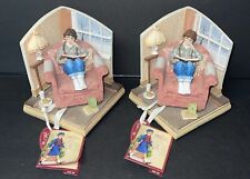 Hallmark The American Girl Collection Molly 1944 Bookends (2) VINTAGE READ picture