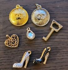 Lot of 7pcs Chanel Vintage Buttons and Zipper Pulls 18mm Metal .Brass VTG Key picture