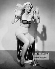 ACTRESS MARIE WILSON PIN UP - 8X10 PUBLICITY PHOTO (AB-522) picture