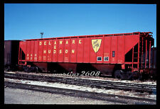 (MZ) DUPE TRAIN SLIDE D&H (DELAWARE & HUDSON) 12315 COVERED HOPPER picture