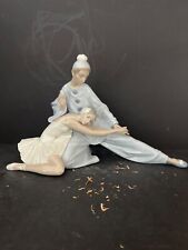 Lladro Figurine 4935 Closing Scene Ballerina and Jester  14.5x5.5x9.5