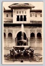 Fountain Of The Lions Granada Spain VINTAGE RPPC Photo Postcard Posted picture