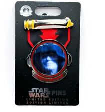 2024 Disney Parks Star Wars Darth Sidious Lightsaber Hilt Series LE 3000 Pin New picture