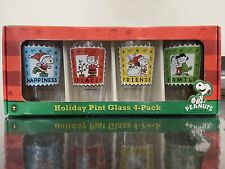 Peanuts by Schultz Holiday Pint Glass 4 pack picture
