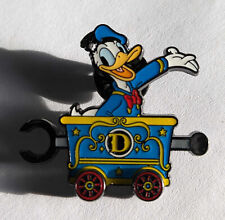 Disney Pin #160897 - Loungefly - Donald Duck - Mickey & Friends Train - Mystery picture