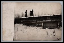 RARE SETTLERS LOG CABIN Family on Roof Child, SNOW WINTER 1904-1920 REAL PHOTO picture