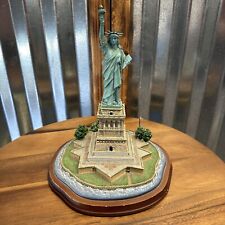 Vintage  The Danbury Mint The Statue Of Liberty Liberty Island New York picture