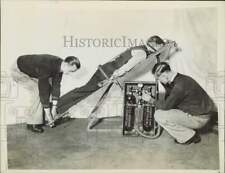 1934 Press Photo New apparatus to aid drowning victims being tested in London picture