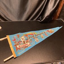 VINTAGE GREAT AMERICA 1986 HANNS-  BARBERA  ITS SO EXCITING  PENNANT picture