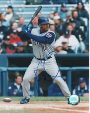 Vernon Wells-Toronto Blue Jays-Autographed 8x10 Photo picture