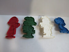 United Feature Syndicate Inc Peanuts Cookie Cutters SnoopyCharlieBrownLucyLinus picture
