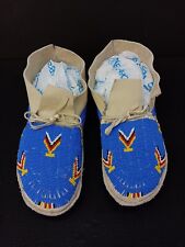 MENS SIZE 9 1/2 BEADED GEOMETRIC DESIGN LEATHER NATIVE AMERICAN INDIAN MOCCASINS picture