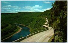 Postcard - The Famous Hawk's Nest Road - New York picture