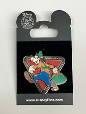 WDW 2009 Disney Traveling GOOFY with Suitcase Pin (NEW) picture