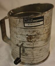 Vintage Bromwell NO. 40 5 Cup Bromwell's Measuring Sifter Metal & Plastic Knob picture