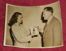 1942 Press Photo Gloria Johnson Coed & Bill Belshaw University of Washington picture