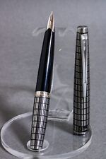 PILOT Fountain Pen Elite Black Steel Grid Nib M H1075 18K-750 Vintage 