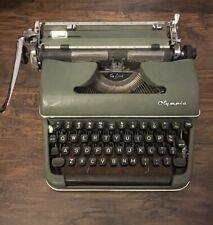 Vintage 1958 OLYMPIA SM3 Script Deluxe Typewriter Sea foam Green NO CASE picture
