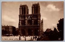 Postcard Notre Dame Church Paris France RPPC    B 25 picture