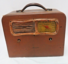 1940's Philco Model 42-842 AM Broadcast Tube Radio Catalin Grill Powers Up picture