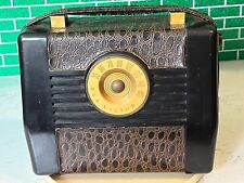 Vtg 1948 MCM RCA Victor Golden Throat TUBE Radio Model 8BX5 Receives Stations picture