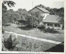 1947 Press Photo Home of the lock tender at Lock No. 13, La Salle, Illinois picture