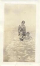 Found PHOTO ANTIQUE b&w A DAY AT THE BEACH Original VINTAGE 27 66 L picture