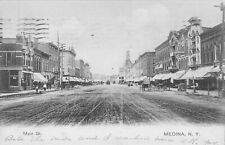 Postcard ANTIQUE 1906 Undivided MAIN ST, MEDINA, N.Y. Horse & Buggy RPPC Real picture