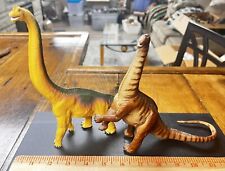 Wild Safari 1996 original Apatosaurus and Brachiosaurus dinosaur models picture