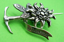 CHOICE 1980s Oberammergau Germany Passion Play NATO School Tyrol Bavaria Hat Pin picture