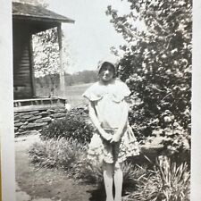 VINTAGE PHOTO 1929 Little girl Genevieve Easter Outfit Bonnet ORIGINAL snapshot picture