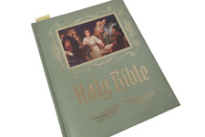 Vintage 1971 Large Holy Bible King James Version Red Letter Edition 12
