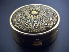 ANTIQUE VINTAGE DAMASCENE GOLD COLOR STAR OVAL PILL OR SNUFF  BOX SUPERB picture