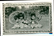 1930's  two kids Honolulu Hawaii Photo picture