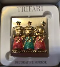 Trifari Decorative Mirror Compact Gold Tone 3 Angels W/rhinestones. picture