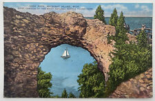 Postcard MI Arch Rock Mackinac Island Famous Natural Scene Michigan picture