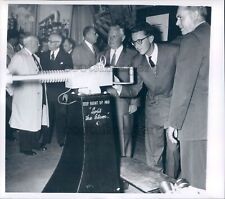 1959 Press Photo King Badouin With Neutron Gun Step Right Up & Split The Atom picture
