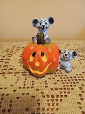 ADORABLE Vintage 70s DIY Hand Painted Pumpkin and Mouse Figurine Mice Halloween picture