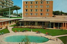 Lebanon Treadway Inn Lebanon Pennsylvania PA Swimming Pool c1960s Postcard picture