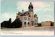 Ludington Michigan MI Postcard City Hall Building Exterior Scene 1912 Antique picture