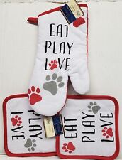 3 pc PRINTED KITCHEN SET:2 POT HOLDERS & 1 OVEN MITT, PAWPRINTS,EAT,PLAY,LOVE,GR picture